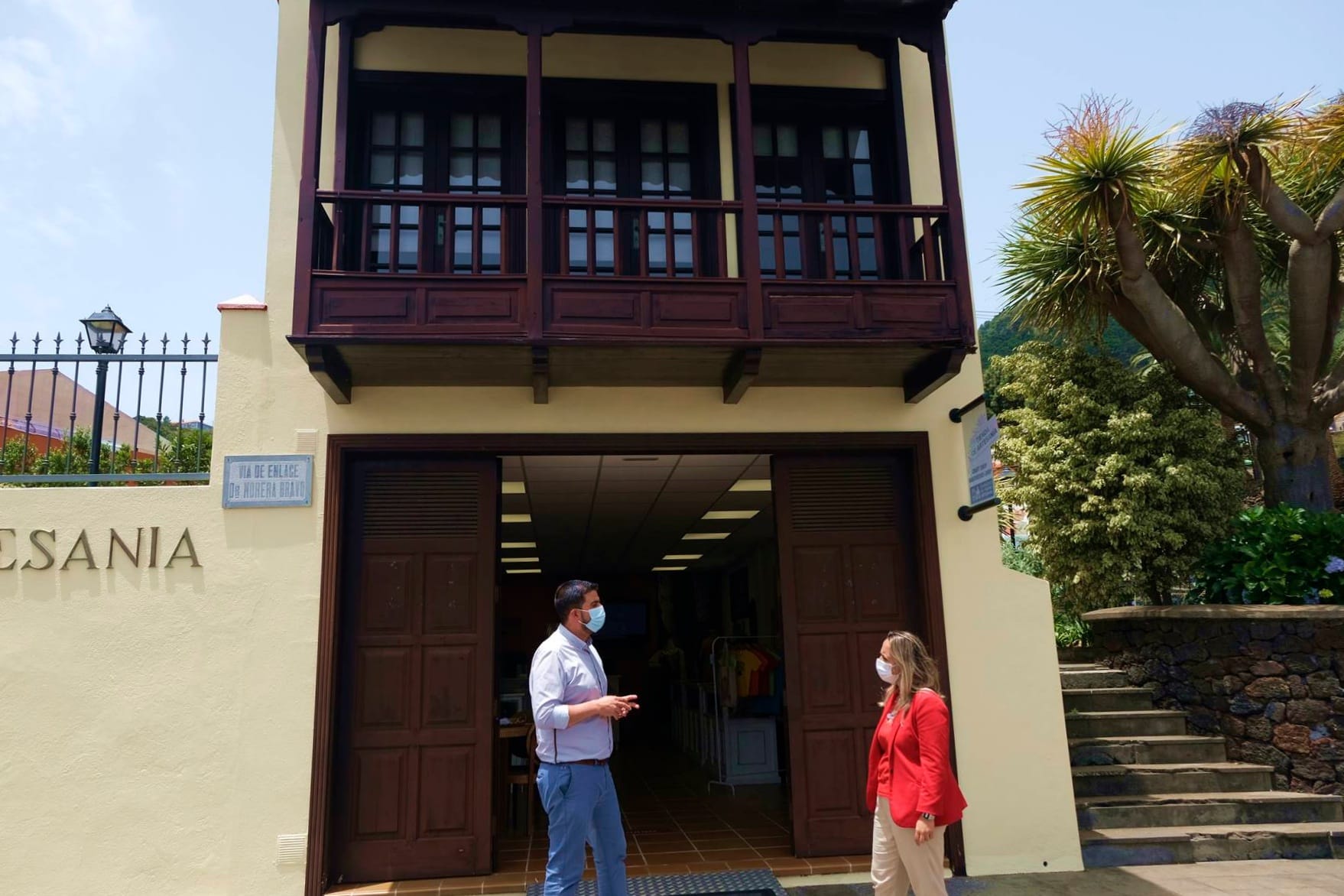 El Cabildo repondrá el balcón de la Escuela Insular de Artesanía