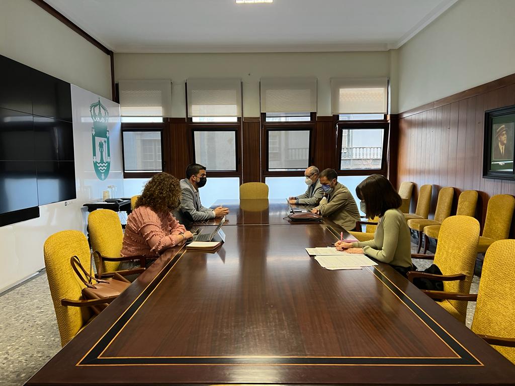 La Junta de Portavoces del Cabildo aprueba una declaración institucional de apoyo a Ucrania