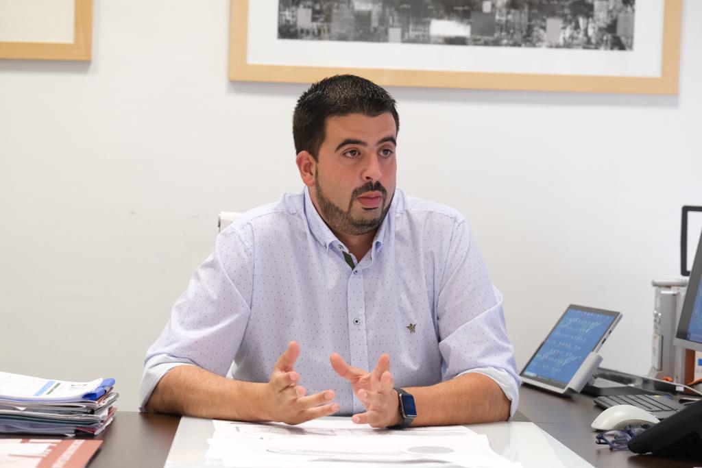 El Cabildo de La Palma renovará la flota de vehículos de Infraestructuras