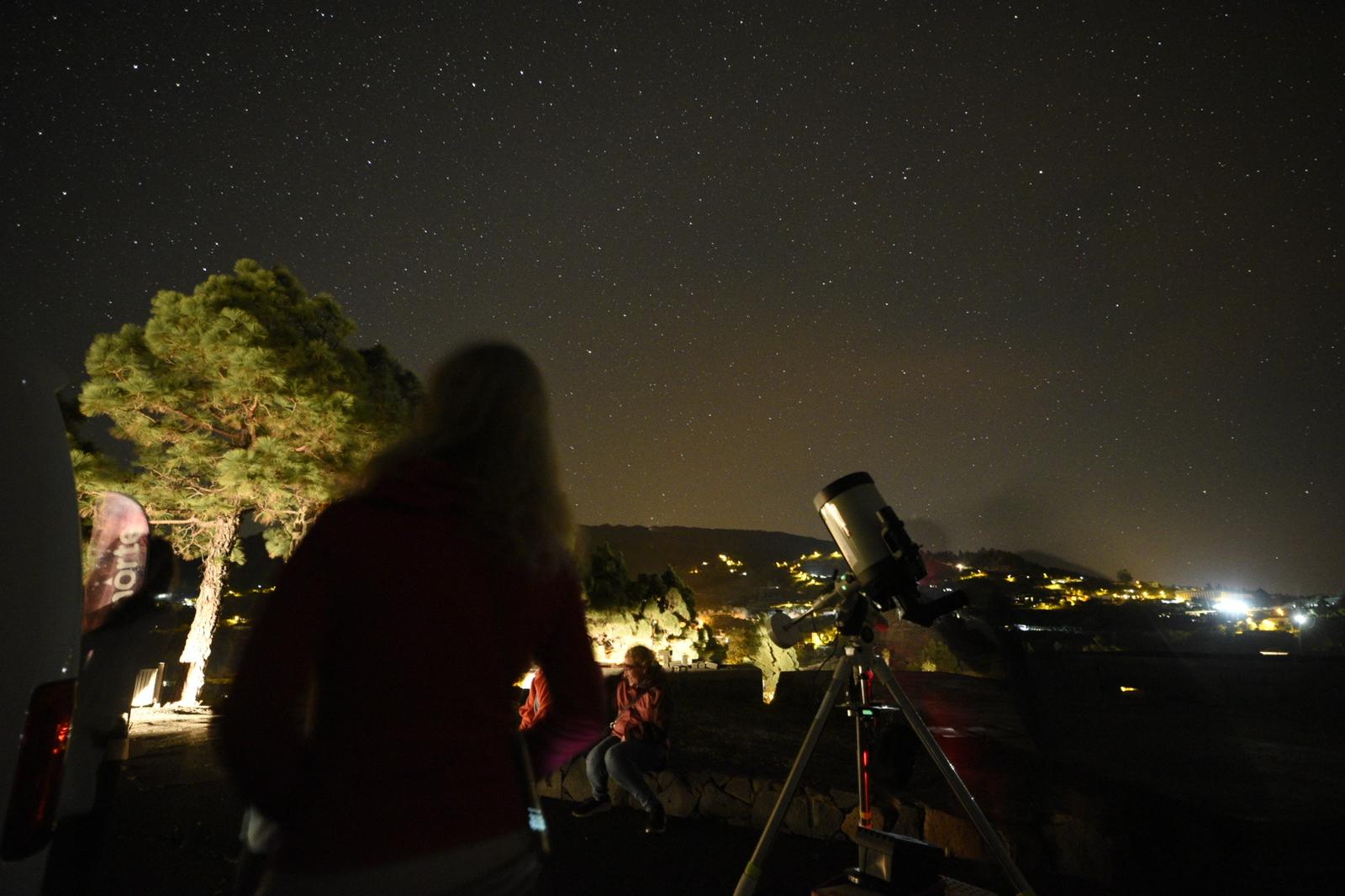 El Cabildo de La Palma realiza una nueva edición de ‘Apaga la luz y enciende las estrellas’ para poner en valor el cielo estrellado