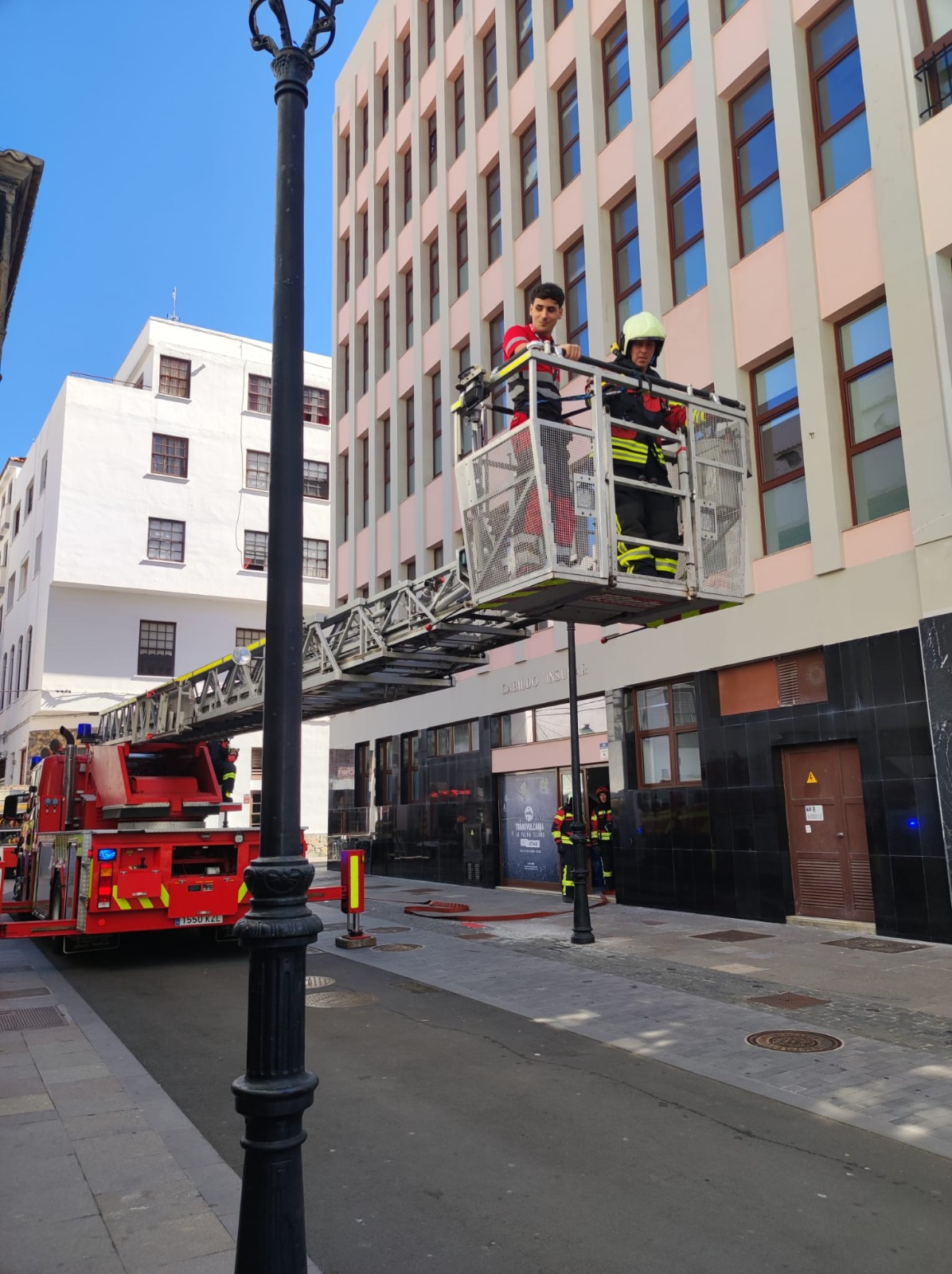 El Cabildo realiza un simulacro en sus instalaciones para cumplir con el Reglamento de Autoprotección autonómico
