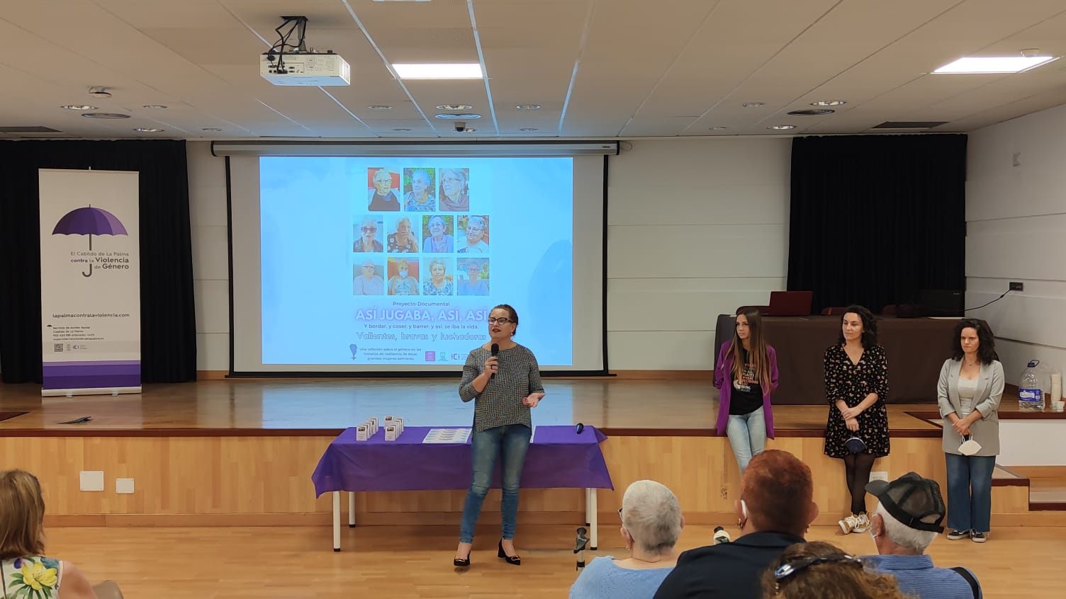 El Cabildo presenta el documental ‘Así jugaba, así así’ que recoge las vivencias de mujeres palmeras a mediados del siglo pasado