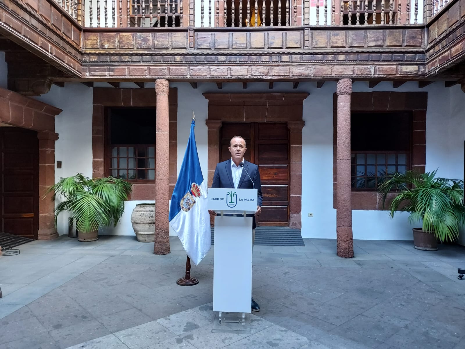 Camacho: “El abandono de Yaiza Castilla al sector y a las instituciones palmeras es inadmisible”