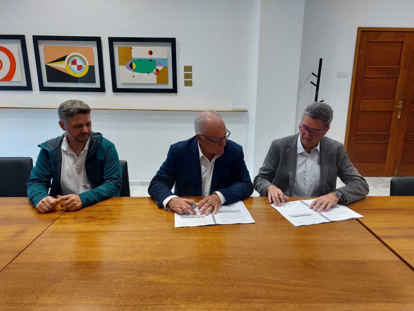 El Cabildo se apoya en el IGME para analizar el impacto del volcán en las aguas subterráneas de La Palma