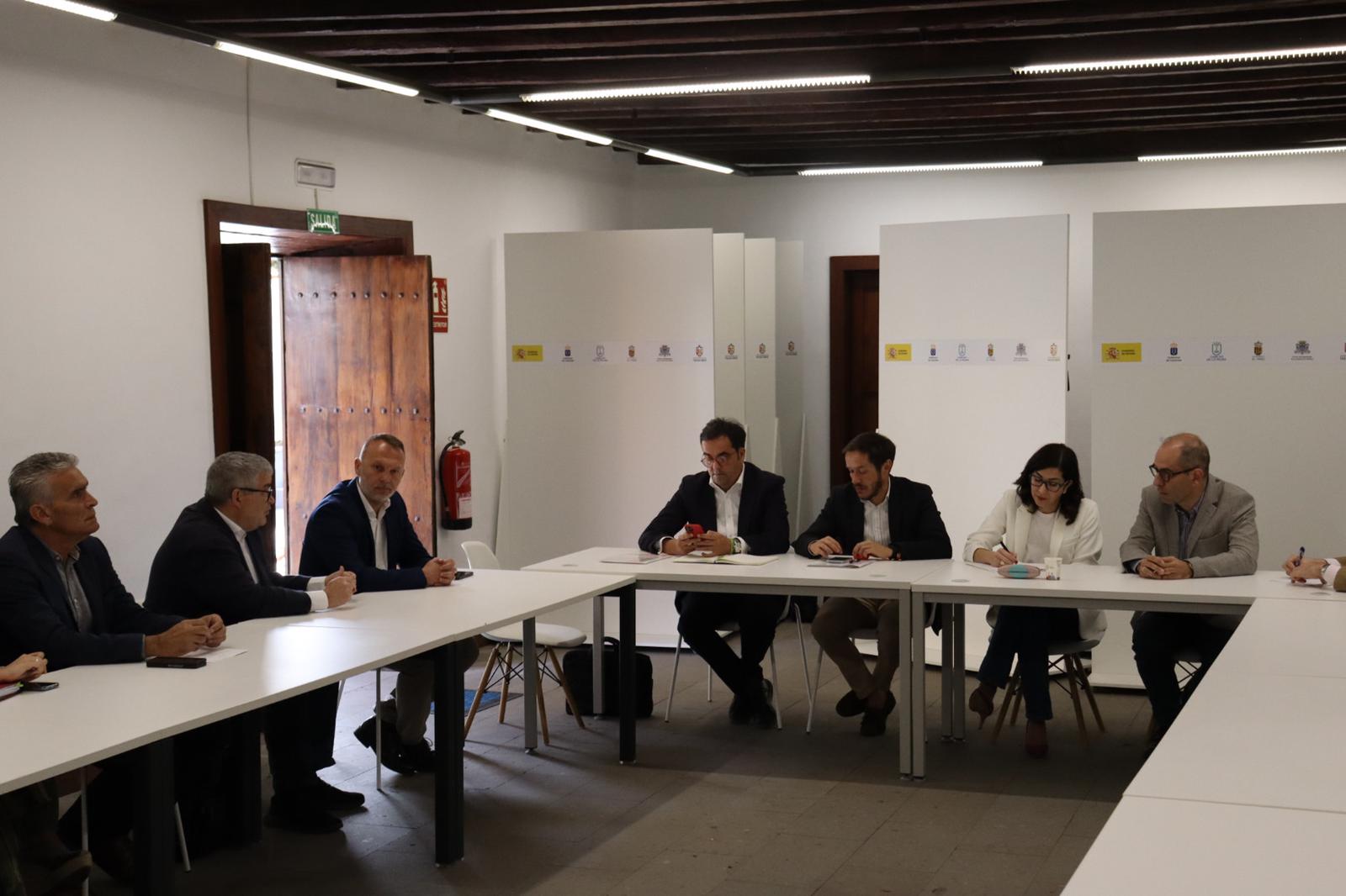 Zapata insiste a la secretaria de Estado de Turismo que se ejecute el Plan Renace de Turismo