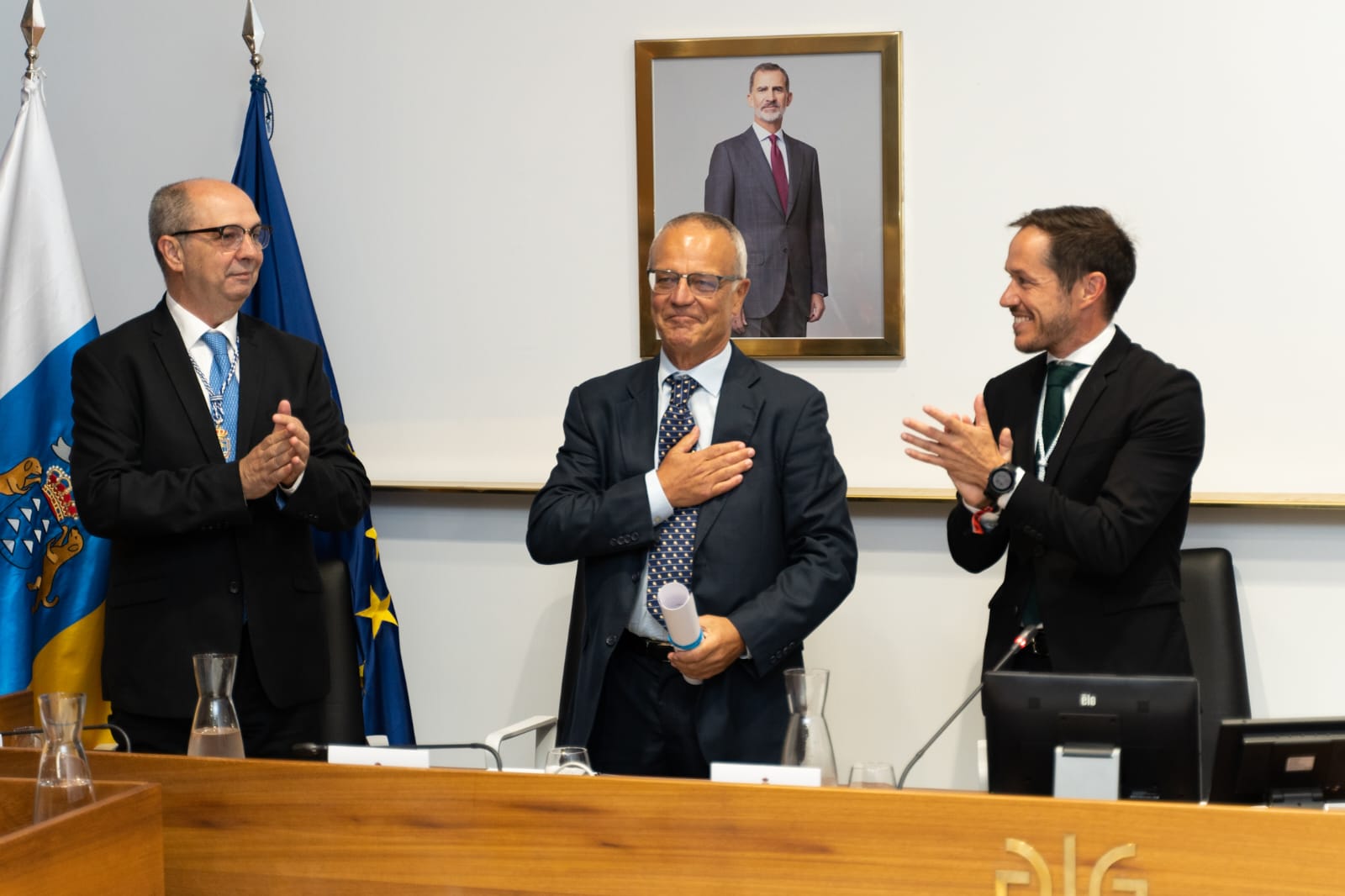 Víctor M. Acosta Rodríguez recibe el título de Hijo Predilecto de La Palma