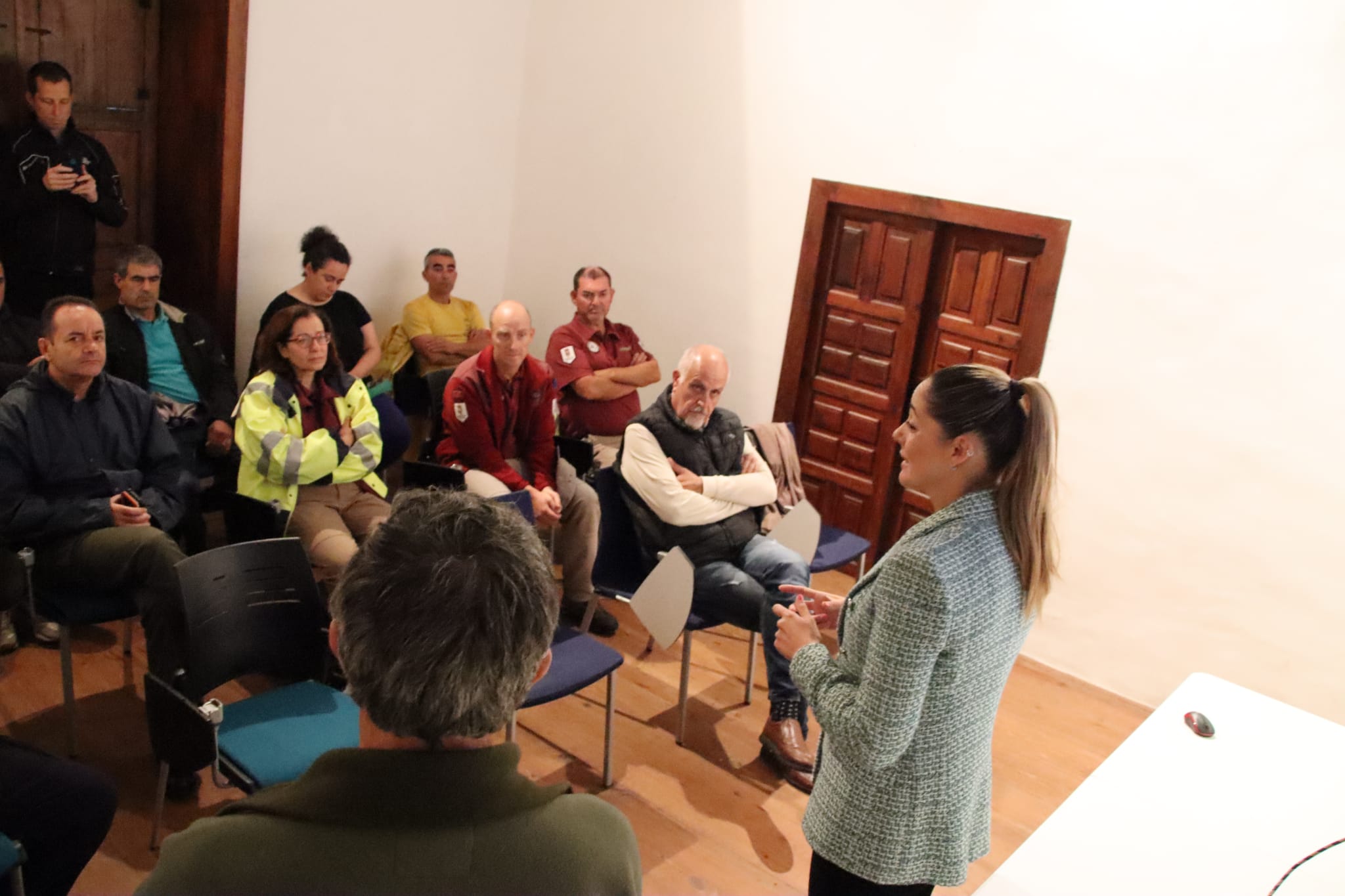 El Cabildo pone en marcha la acción puerta a puerta para prevenir incendios forestales