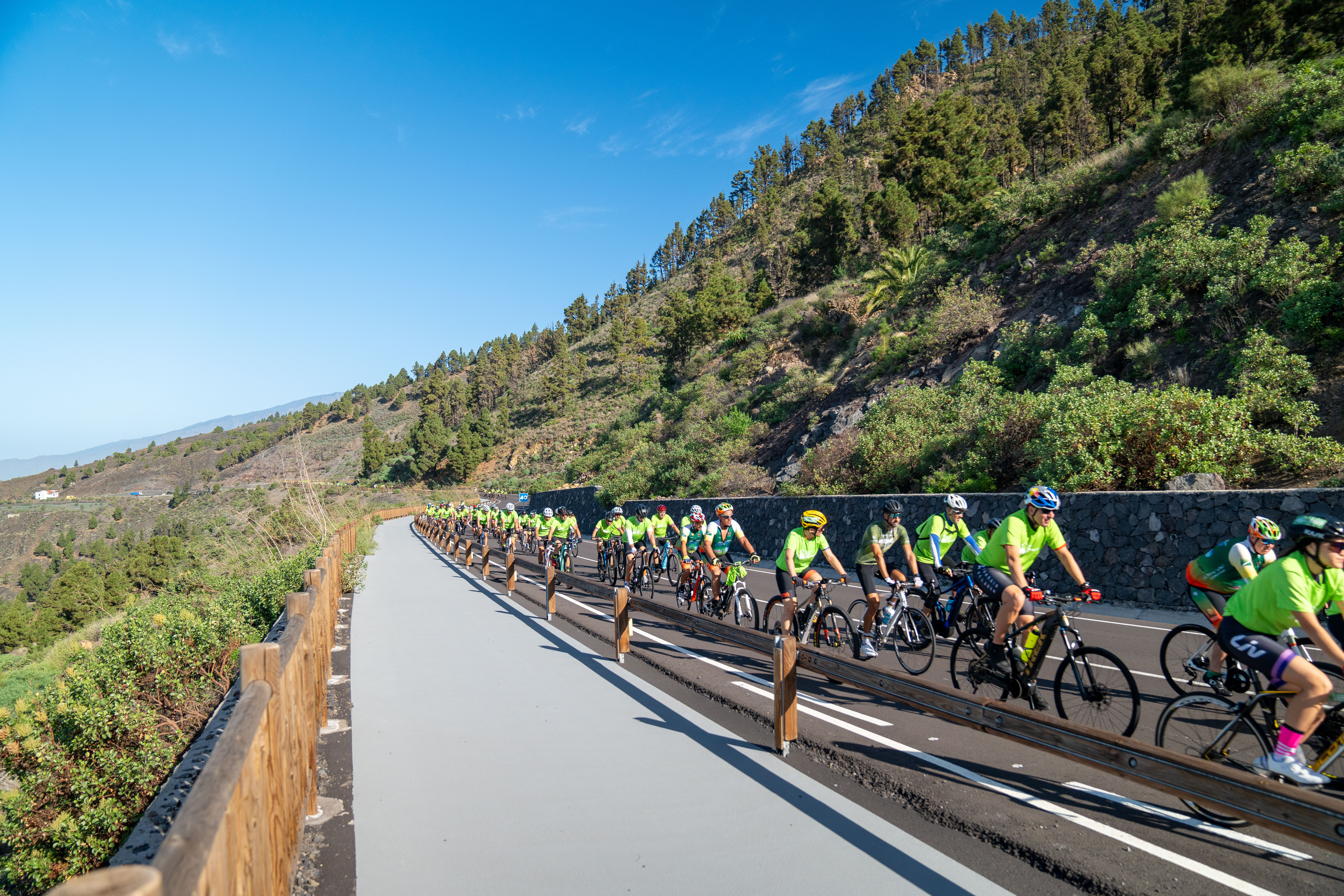Medio millar de personas participaron en la marcha cicloturista de la ‘Safe Bike’
