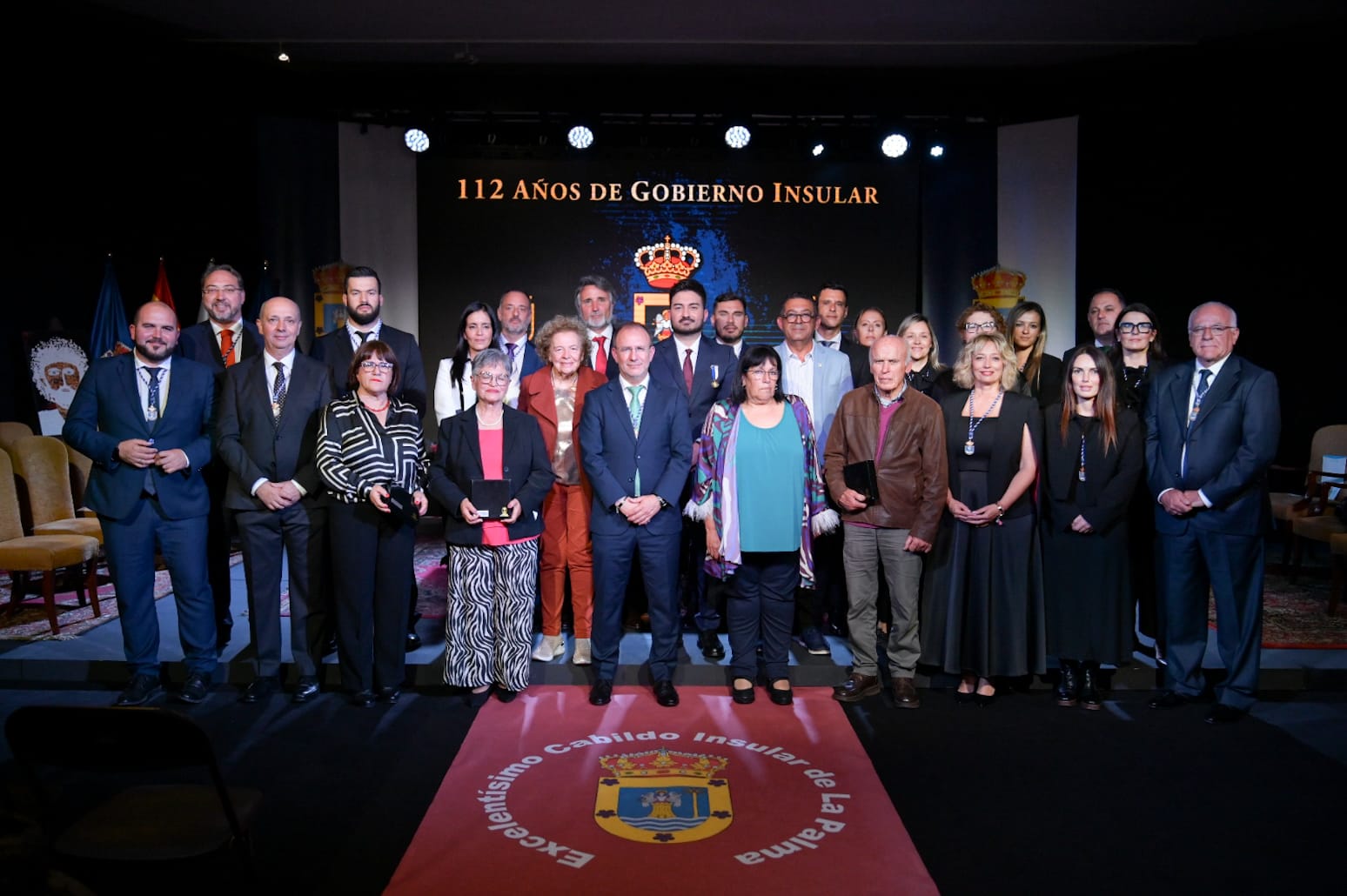 El Cabildo celebra su 112 aniversario reconociendo a nueve entidades y profesionales “fundamentales” para entender la Isla