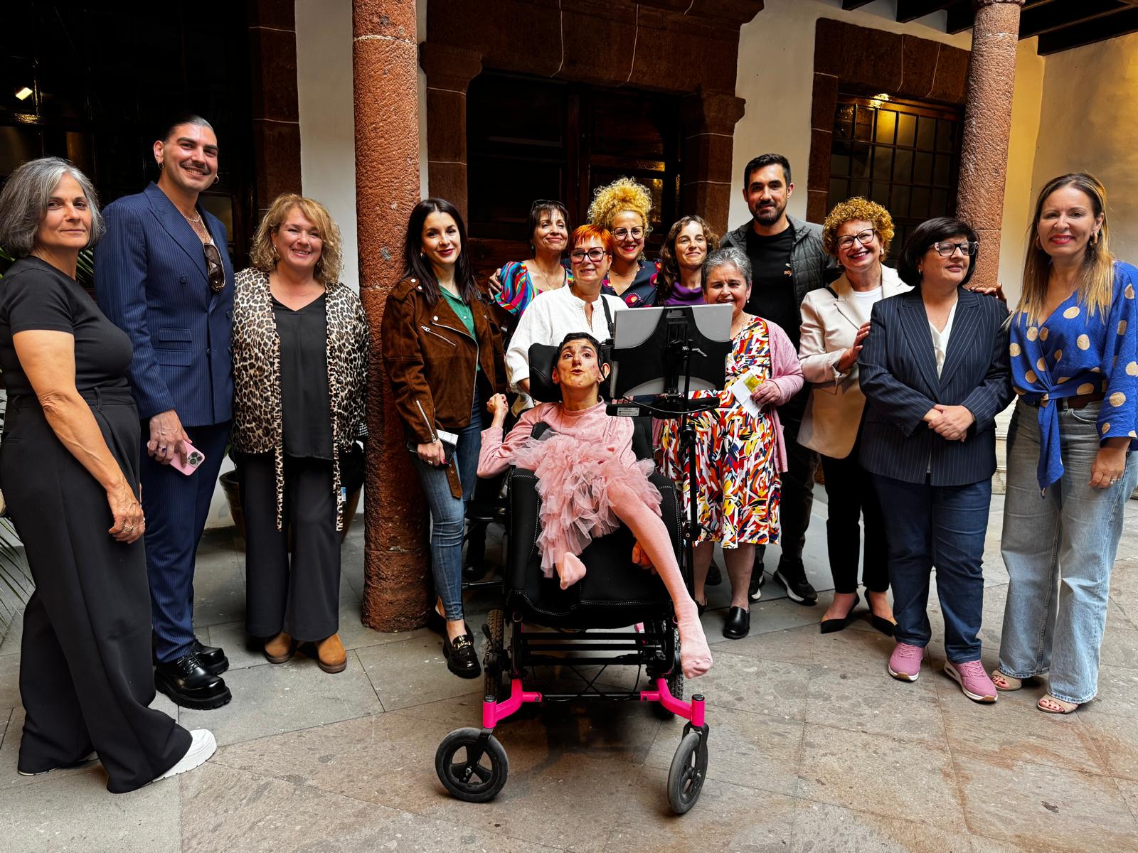 El Cabildo de La Palma presenta el documental ‘Tamara: con apoyos, puedes’, un ejemplo de autonomía y superación