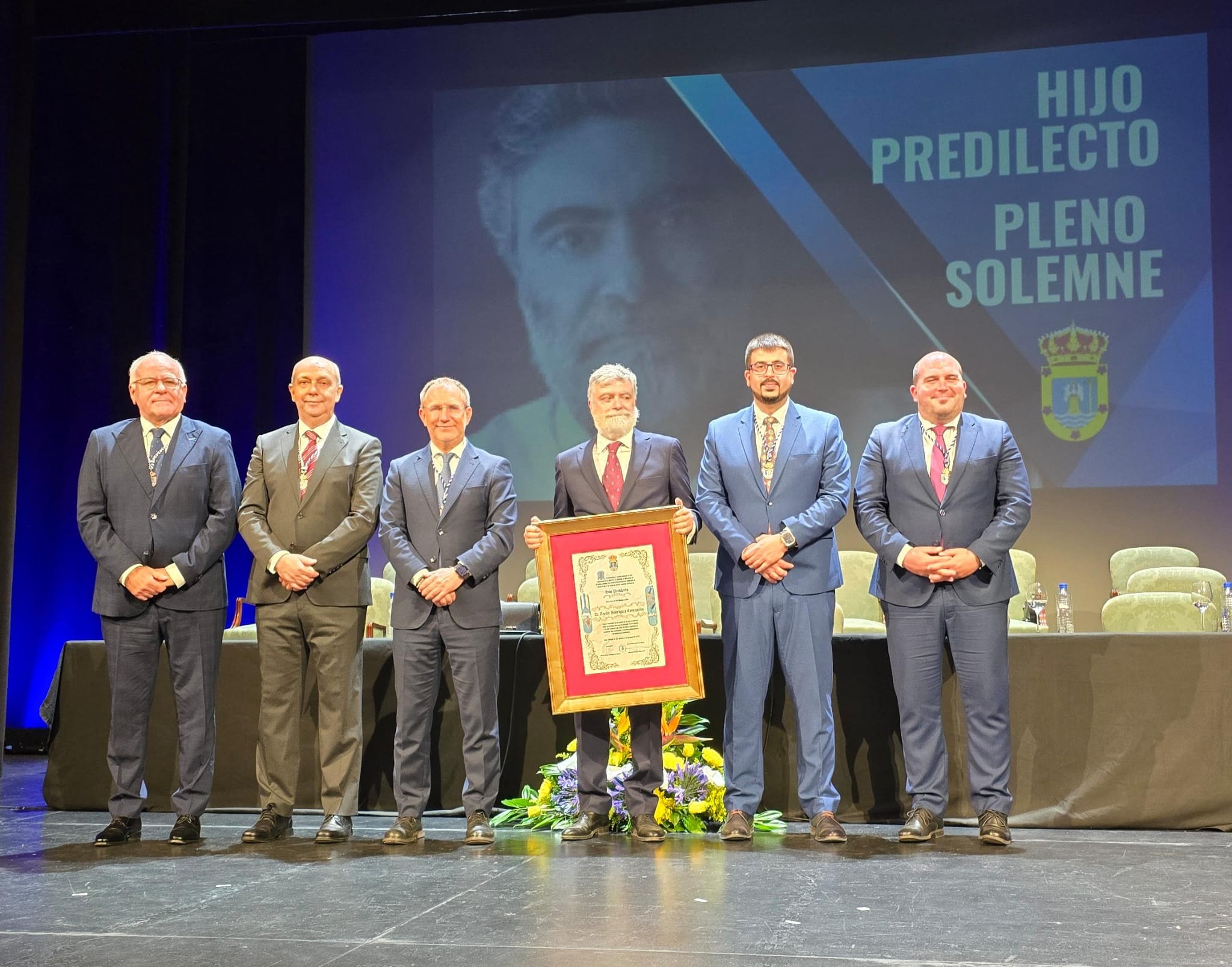 Anelio Rodríguez Concepción recibe del Cabildo el título de Hijo Predilecto de La Palma