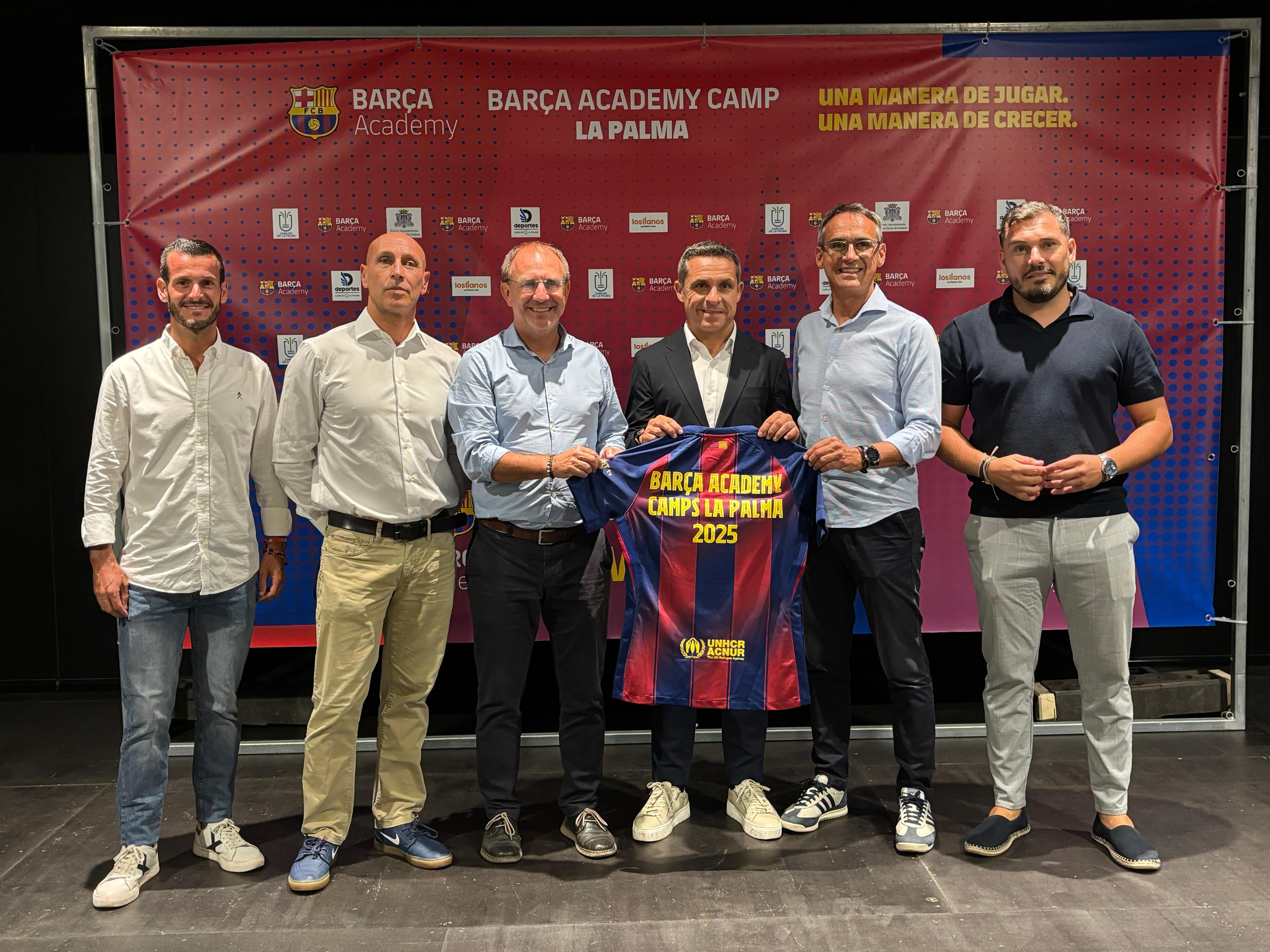 La Palma acoge su primera edición del Barça Academy Camps para acercar el fútbol a niñas y niños de la isla