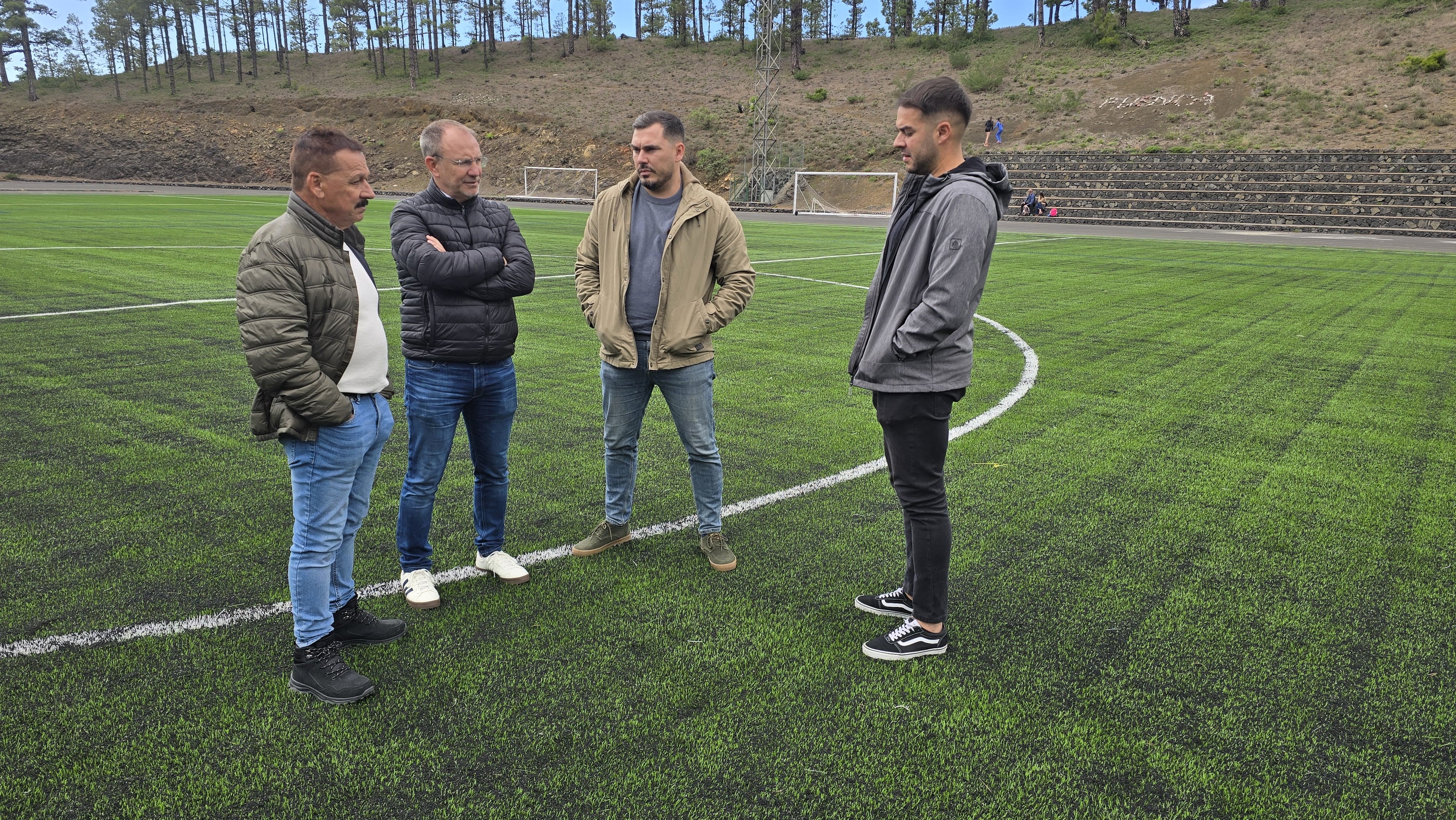 El apoyo del Cabildo permite contar a los deportistas del sur de la Isla con unas remozadas instalaciones en el Adelino Torres de Fuencaliente
