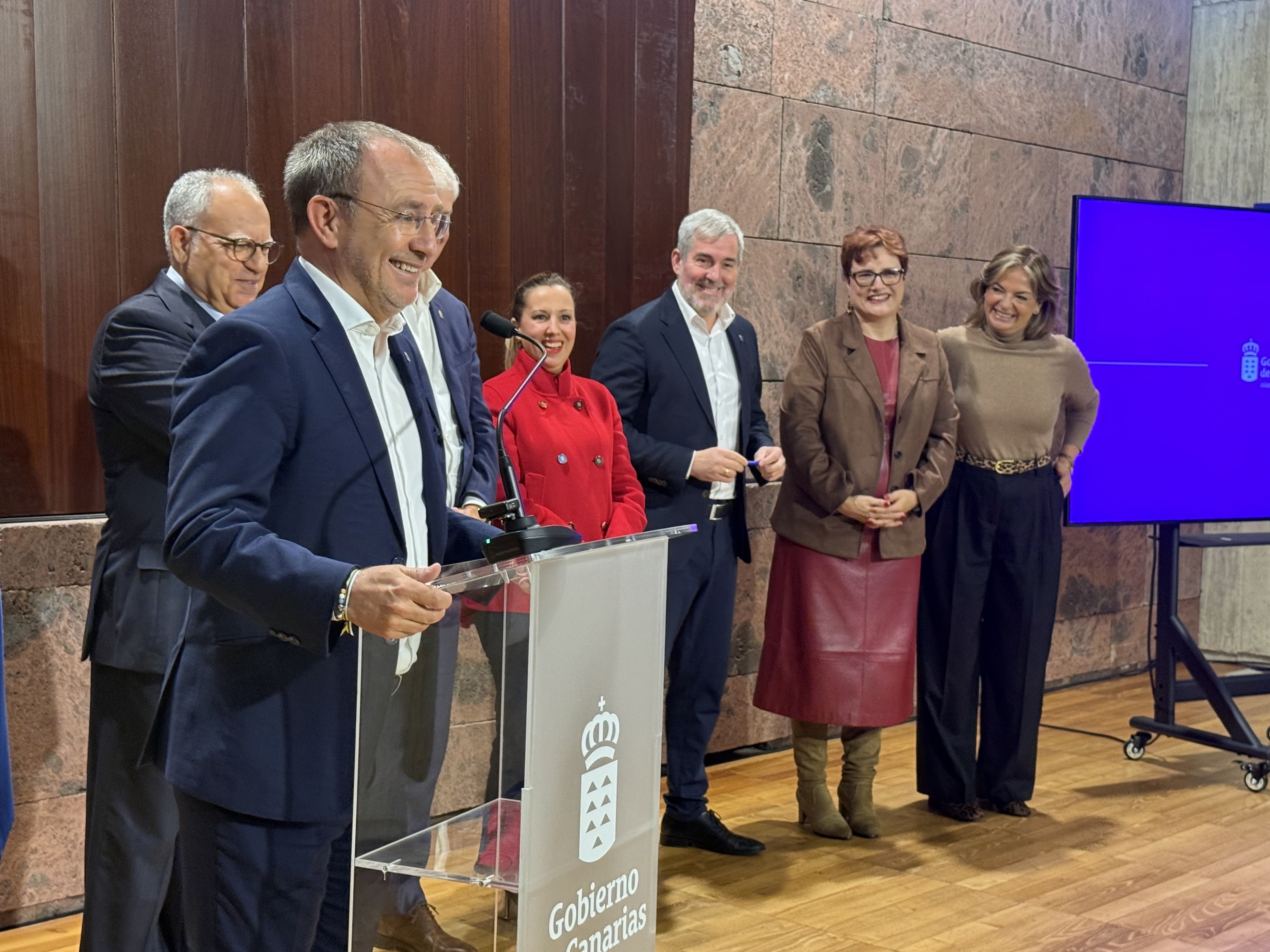 El Cabildo destina más de 39 millones a atender a los más vulnerables en el marco del nuevo convenio de dependencia