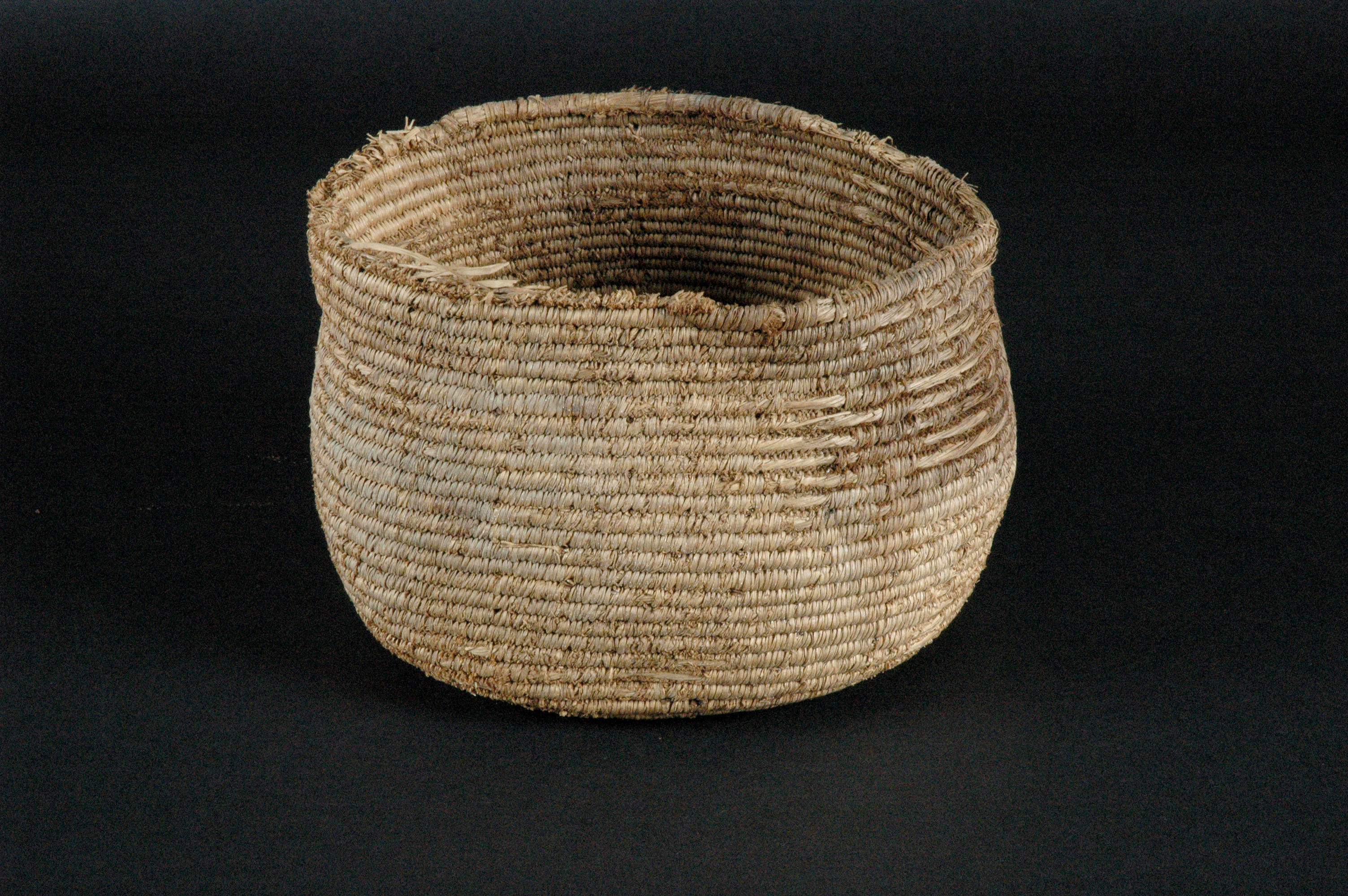 El Museo Arqueológico Benahoarita facilita el estudio de sus restos de cestería y cordelería benahoaritas