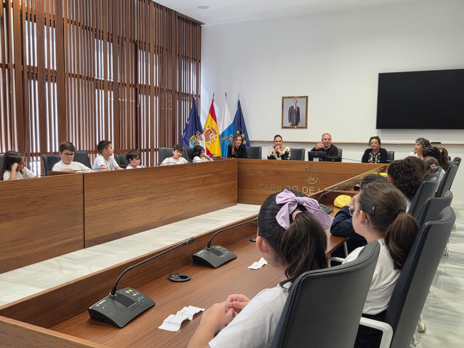 Recibimiento a escolares. 