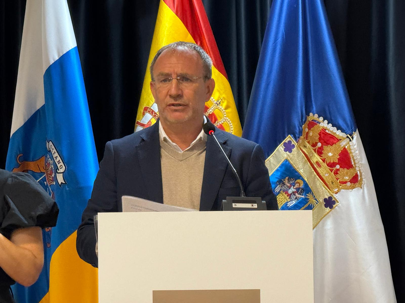 Sergio Rodríguez reafirma la reconstrucción de La Palma como prioridad absoluta del Cabildo mientras se solicita agilizar nuevos fondos estatales.