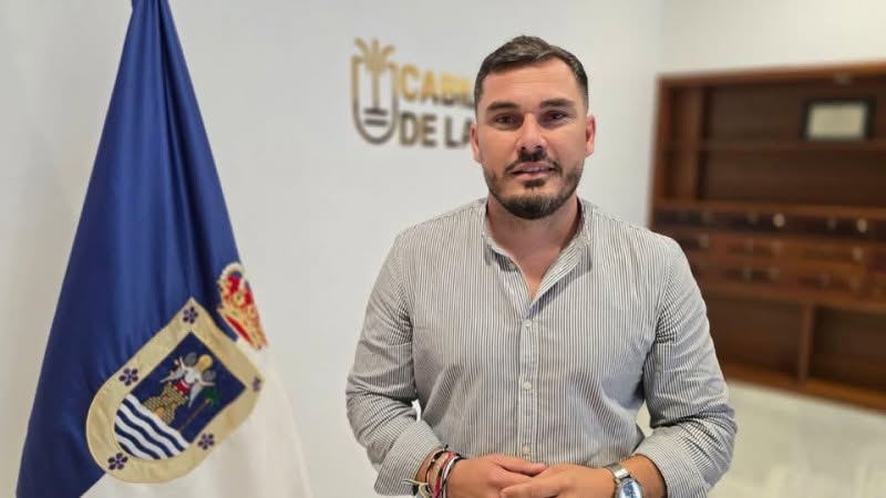 El Cabildo acerca a los 14 municipios talleres juveniles sobre vivienda, creación de contenido, ‘freestyle’ y primeros auxilios