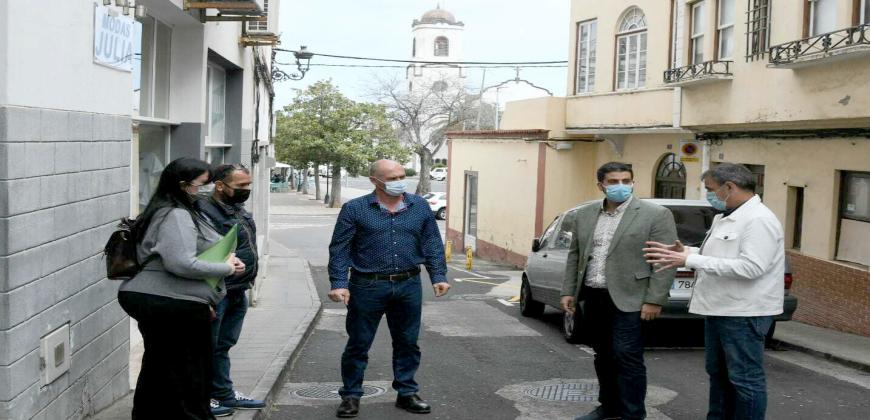 Comienzan las obras de remodelación de la calle Príncipe Felipe de San Andrés y Sauces