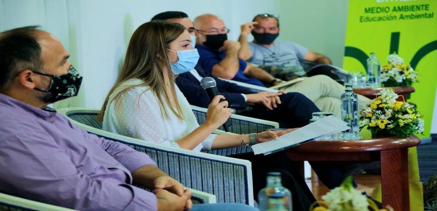 El Cabildo y la Unión Internacional para la Conservación de la Naturaleza se dan la mano para promover el desarrollo sostenible de La Palma