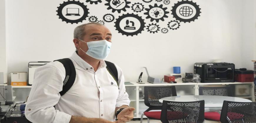 El Cabildo y Telefónica abordan el reto de seguir reduciendo la brecha digital en La Palma