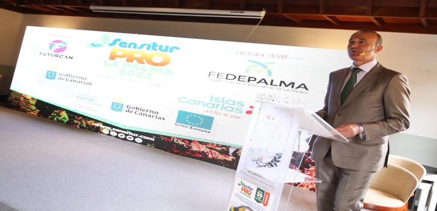 Raúl Camacho pone en valor la colaboración empresarial para lograr la recuperación turística de la Isla