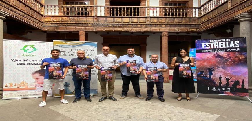 El Cabildo presenta la quinta edición del torneo internacional de ajedrez ‘Jugando con las estrellas’