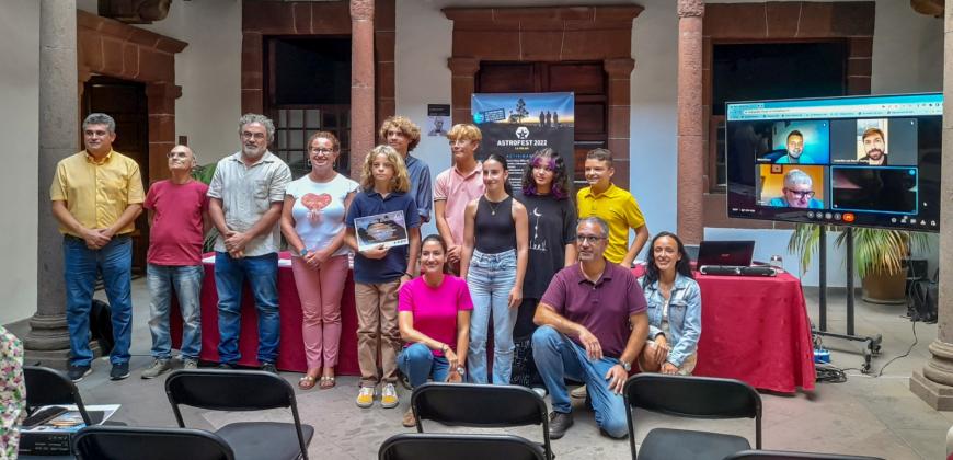 Los ganadores del premio ‘Fernando Cabrera de Astronomía 2022’ visitan el Gran Telescopio Canarias