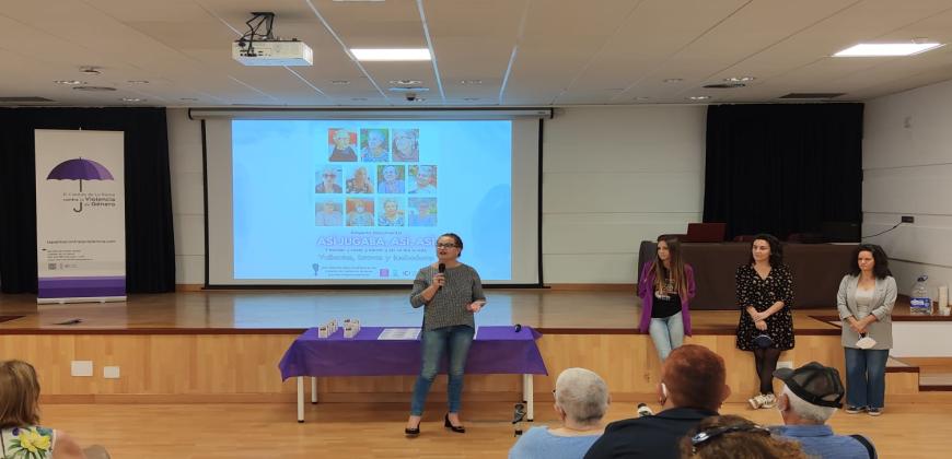 El Cabildo presenta el documental ‘Así jugaba, así así’ que recoge las vivencias de mujeres palmeras a mediados del siglo pasado