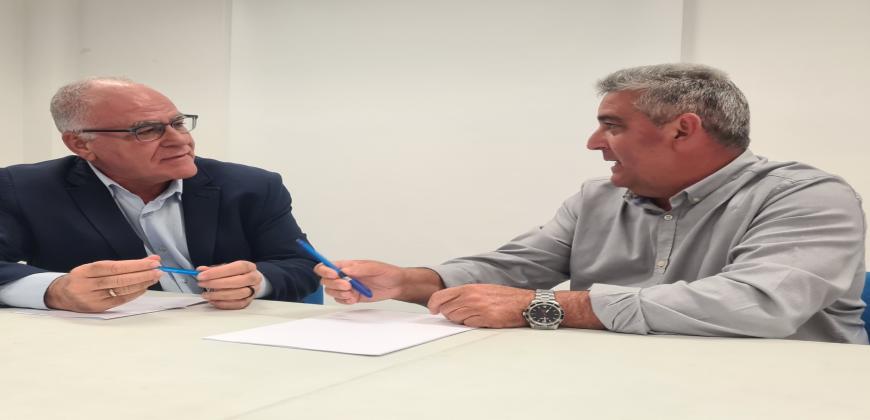 El Consejo Insular de Aguas y el Ayuntamiento de Garafía suscriben el convenio para construir un depósito regulador en Santo Domingo 