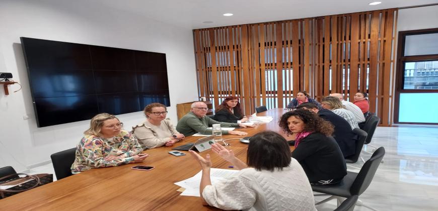 El Cabildo solicita al Gobierno de Canarias la exención del pago del IGIC a los servicios que se presten a las Asociaciones de Mayores  