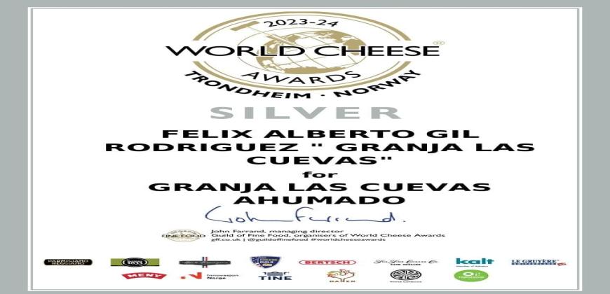 El Cabildo de La Palma felicita a la granja Las Cuevas por su Medalla de Plata en los World Cheese Awards
