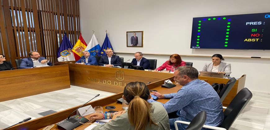 El Cabildo respalda el trabajo de las cofradías de pescadores contribuyendo a la mejora de sus infraestructuras