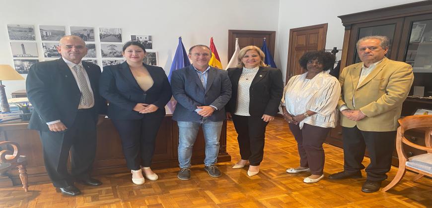 El Cabildo y Gobierno de Cuba estrecha lazos en materia cultural y educativa