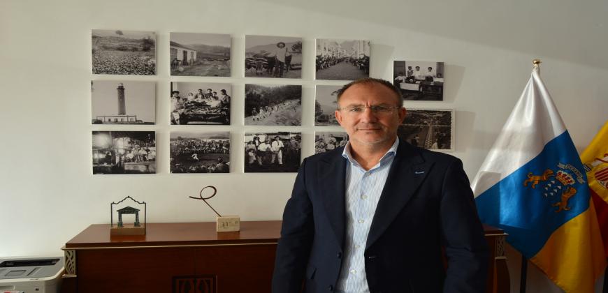 El Cabildo abre los accesos a las instalaciones y aledaños del hotel de Puerto Naos para permitir su recuperación