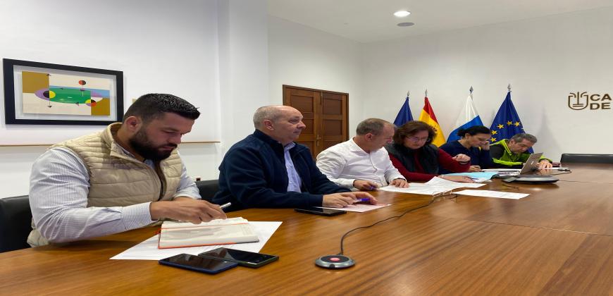 El Cabildo de La Palma autoriza el acceso a siete nuevas viviendas y dos locales en Puerto Naos