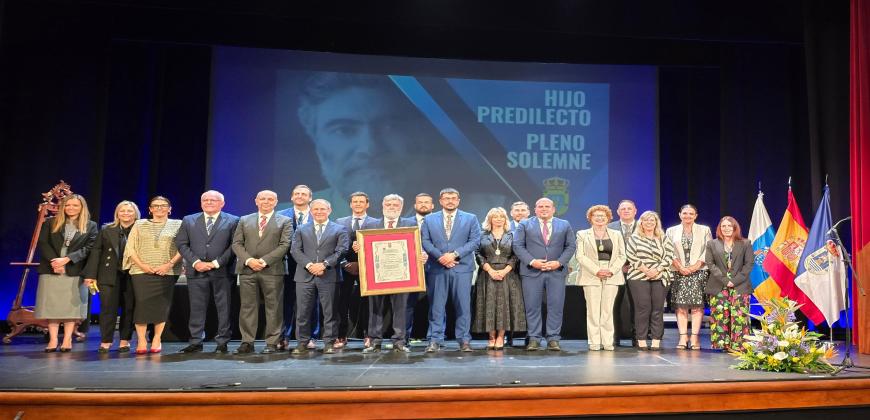 Anelio Rodríguez Concepción recibe del Cabildo el título de Hijo Predilecto de La Palma