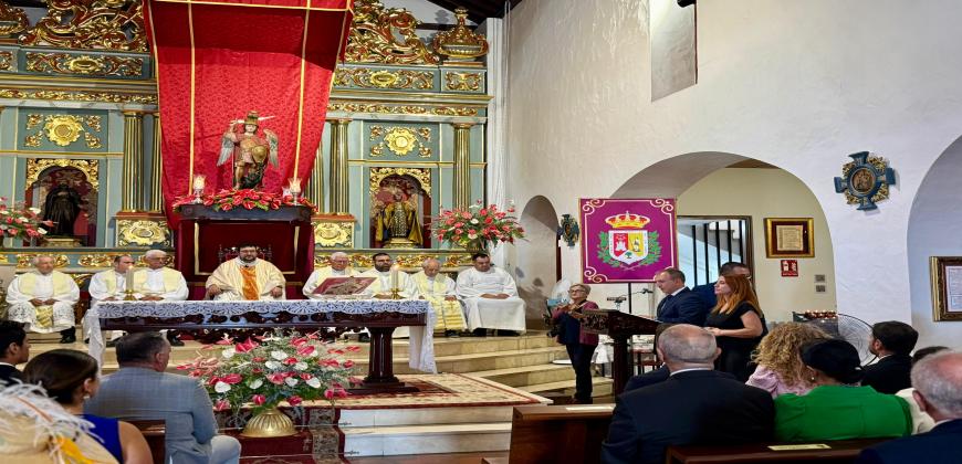 Sergio Rodríguez en la Ofrenda Anual a San Miguel Arcángel