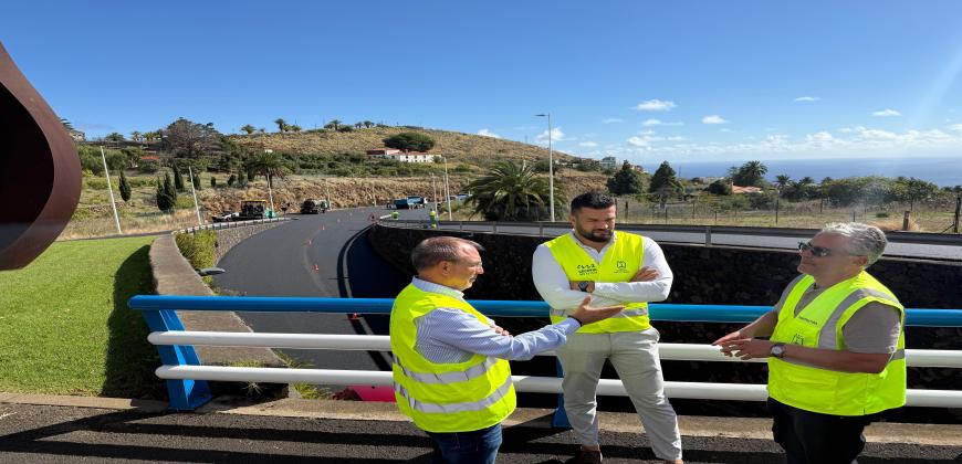 Asfaltado de la LP-3