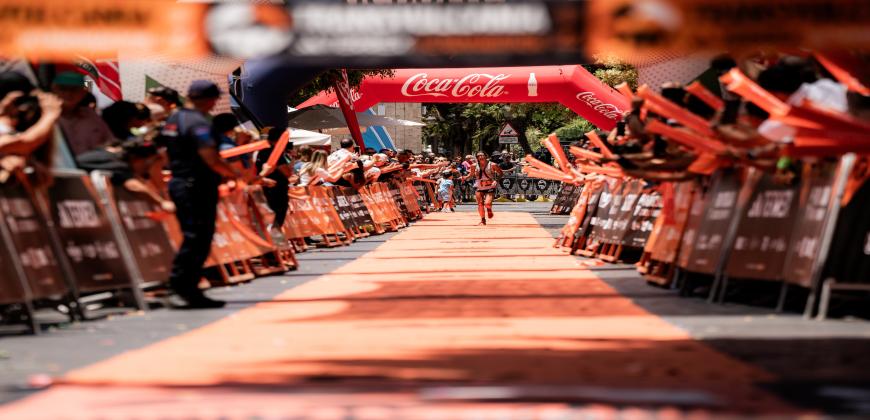 Transvulcania adidas 2026 refuerza su alianza con Coca-Cola Europacific Partners, patrocinador histórico de la prueba