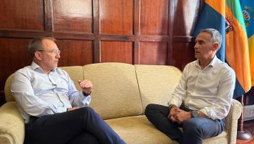 Conectamos por primera vez el Valle de Aridane y el aeropuerto con una guagua directa