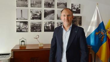  Sergio Rodríguez reclama una solución urgente al colapso de Correos en Santa Cruz de La Palma 